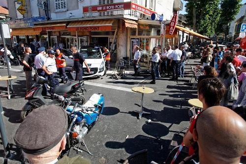 voiture folle la seyne sur mer centre ville terrasse 1 mort 3 ans de prison 140419