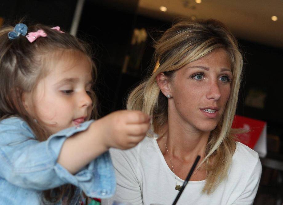 La petite Marie a 4 ans : Céline, sa maman, attend d'André-Pierre Gignac qu'il se soumette à un test de paternité.