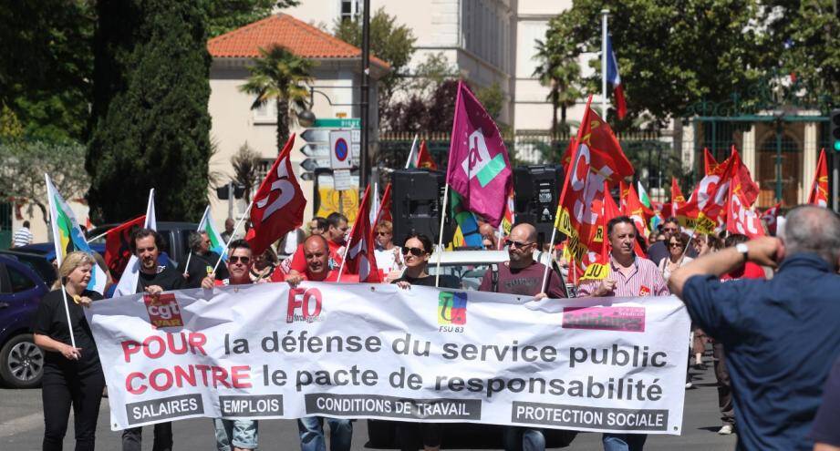 manifestation fonctionnaires fonction publique greve draguignan 140515