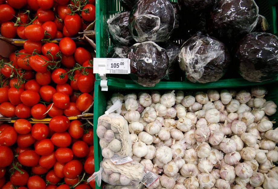 Des légumes en vente dans un supermarché de Moscou.