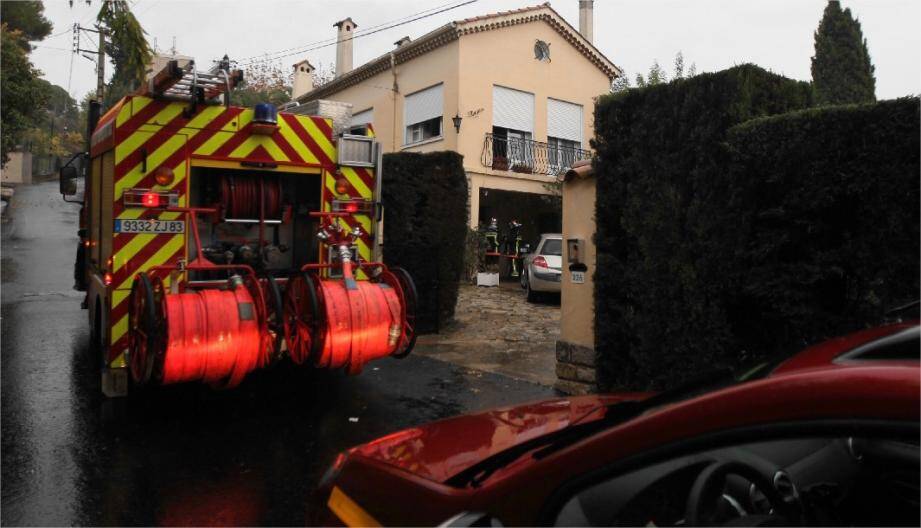 Deux villas foudroyées à Draguignan