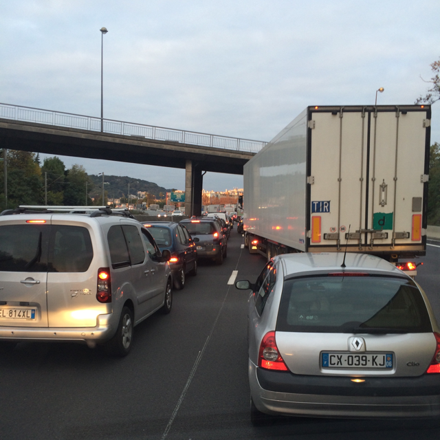 Info trafic: bouchon sur l'A8 de Nice à Cagnes après un accident