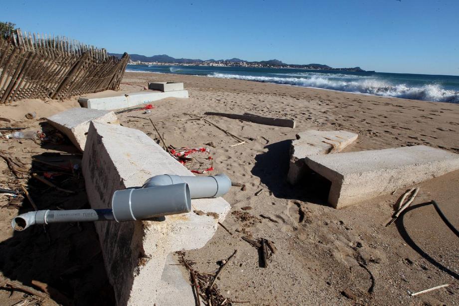 Les cabanes disparaissent  du paysage des Esc - 28259236.jpg