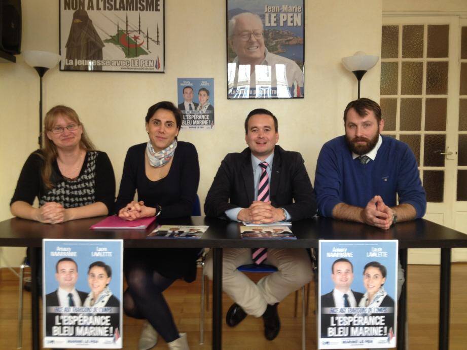 Myriam Taboné et Nicolas Koutseff, les deux suppléants encadrent les candidats aux Départementales, Laure Lavalette et Amaury Navarranne. 