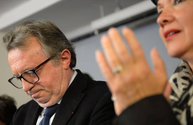 La victoire de l'UMP-UDI marque la fin de la présidence de l'ex-socialiste Jean-Noël Guérini, qui dirigeait le département depuis 1998.