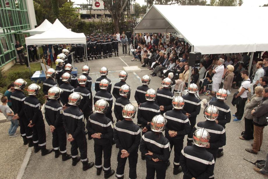 Vingt-trois hommes et une femme ont reçu, devant l'état-major du Sdis et des personnalités, leur diplôme de sapeur-pompier professionnel.