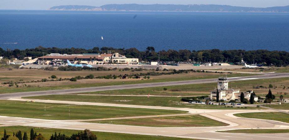 L'aéroport de Toulon-Hyères.