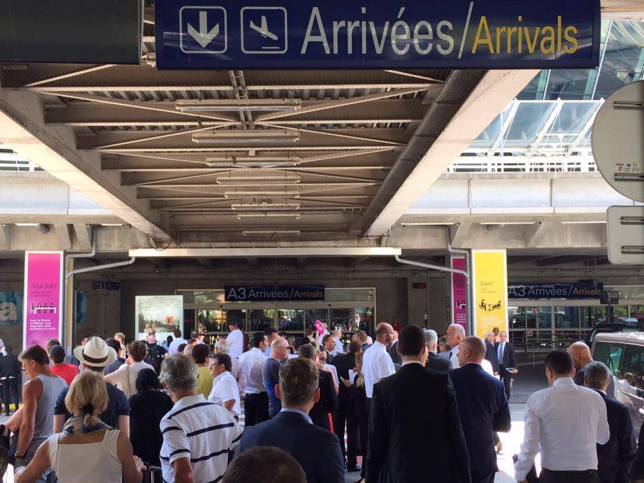 Le T2 de l'aéroport de Nice a été évacué pendant 30 minutes à cause d'une valise abandonnée