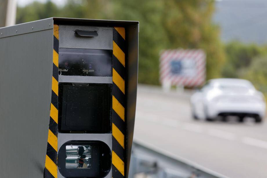 Dans les Alpes-Maritimes, les radars flashent un automobiliste toutes les 80 secondes.

