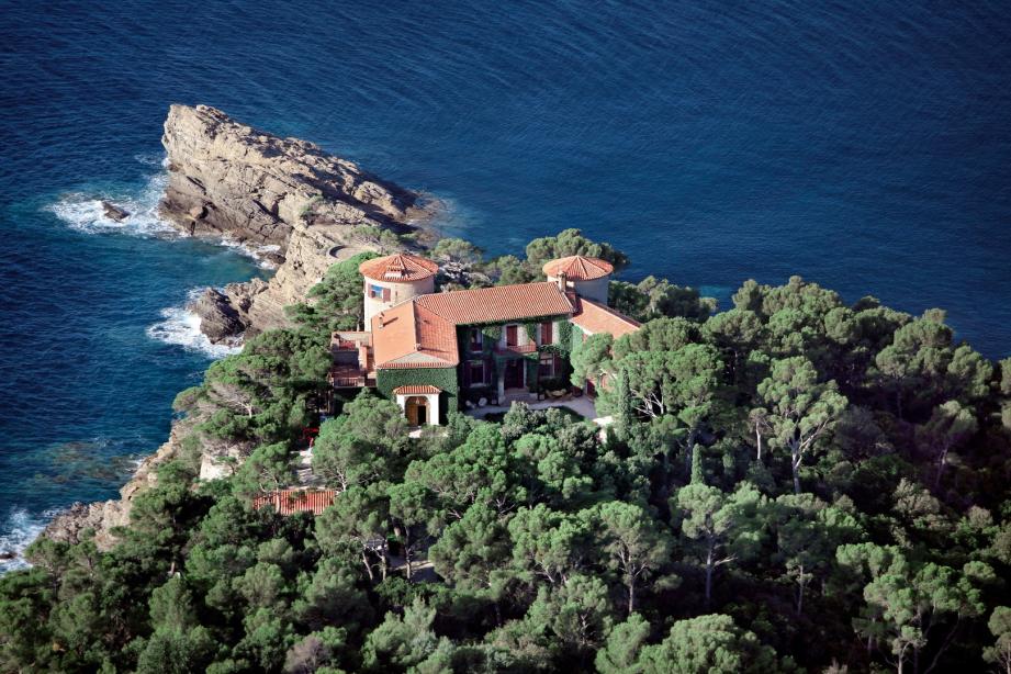 La famille Bruni autorisée à reconstruire une digue au cap Nègre - Var