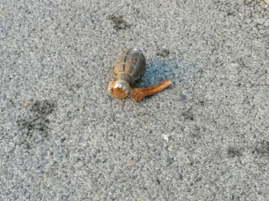 Une grenade a été découverte en pleine rue à La Seyne.