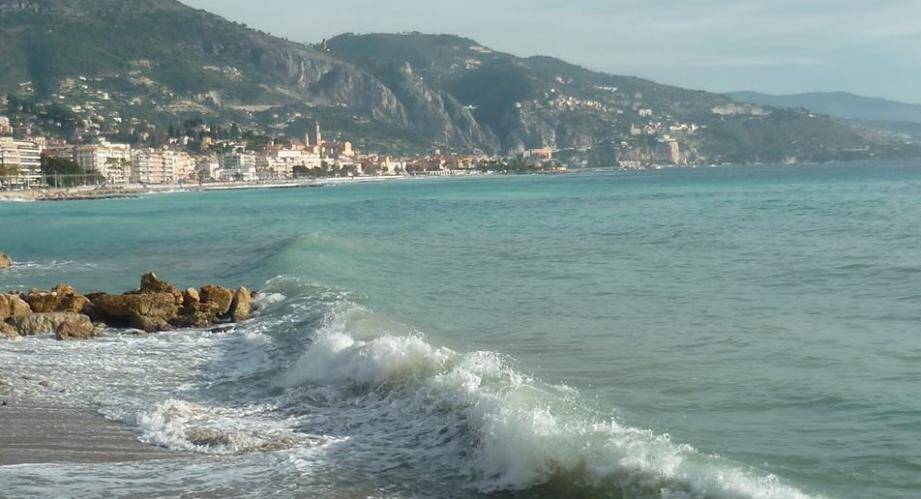 Coups de mer à Menton (image d'illustration)