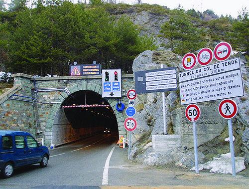 Tunnel du col de Tende.