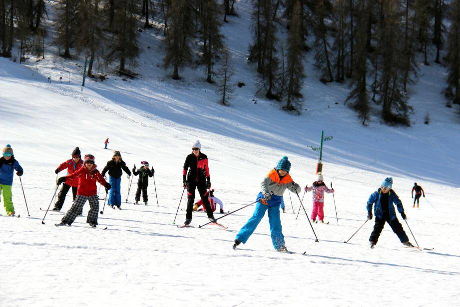 Grande journée de sensibilisation des écoliers au ski de fond.