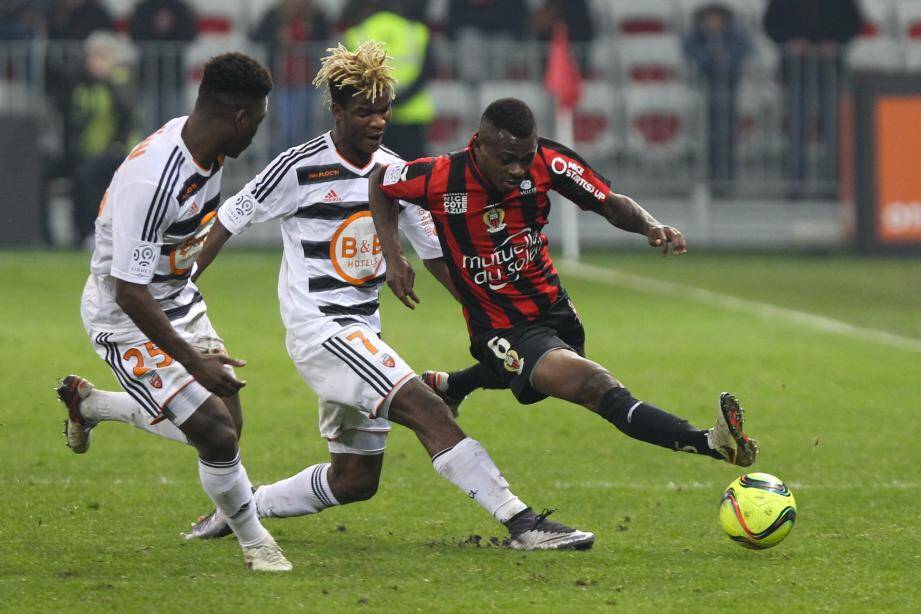 Jean Michael Seri face à Lorient.