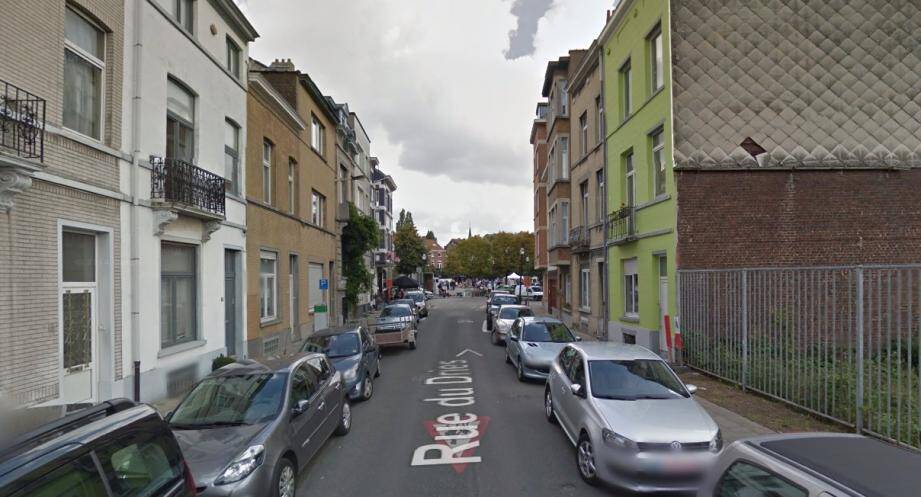 Selon plusieurs médias belges, des échanges de coups de feu ont éclaté ce mardi à Forest, une commune de la banlieue de Bruxelles (Belgique).