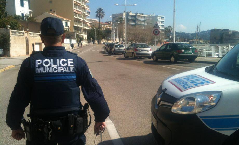 Un colis suspect a été découvert ce samedi matin vers 11h à l'entrée du parking du fort Saint-Louis dans le quartier du Mourillon à Toulon.