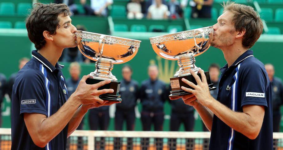 Pierre-Hugues Hebert et Nicolas Mahut vainqueurs du double.