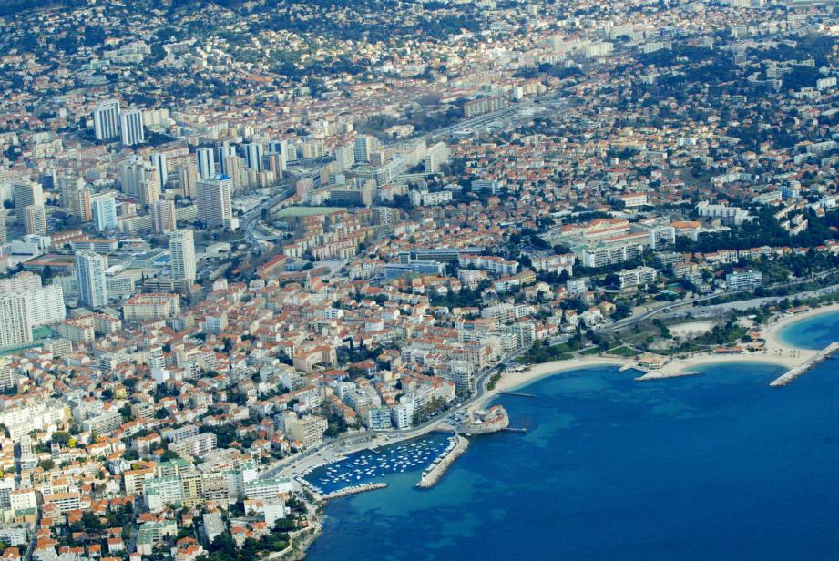 Vue panoramique de la ville de Toulon (image d'illustration).