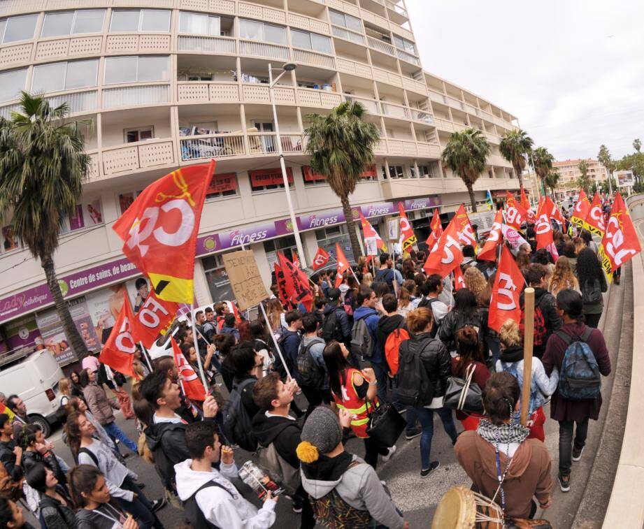 A Toulon, les syndicats appellent à se réunir sur le port de commerce ce jeudi