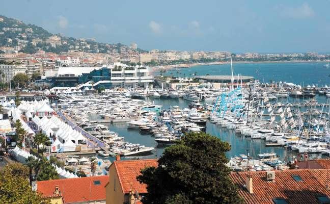 Le Vieux Port de Cannes.