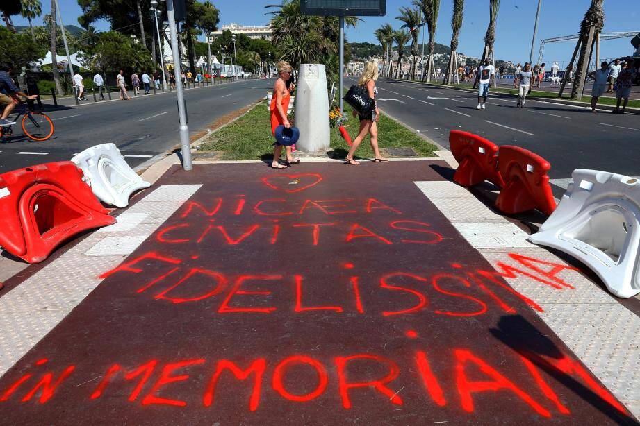 Les Plages De La Promenade Des Anglais Devraient Rouvrir Cet Apres Midi Monaco Matin