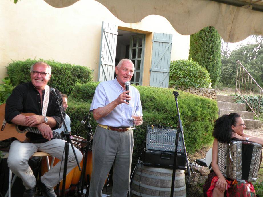 GardenParty dans les vignes à SaintAntoninduVar VarMatin