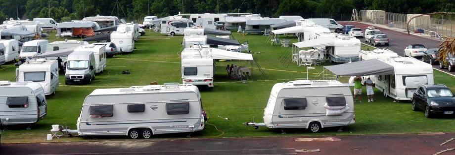 Les Caravanes S Installent Pres De Son Vehicule Elle Est Condamnee A Payer 140 000 Pour Les Gens Du Voyage Nice Matin