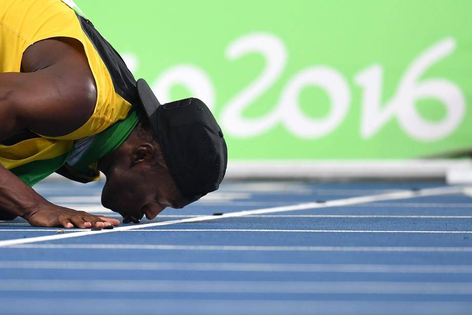 Le Jamaïcain s'est présenté à Rio avec l'ambition de décrocher trois médailles d'or. Une performance qu'il avait déjà réalisée à Pékin (2008) et Londres (2012). Le patron du sprint a remporté son pari.  	(Ph. AFP et EPA)