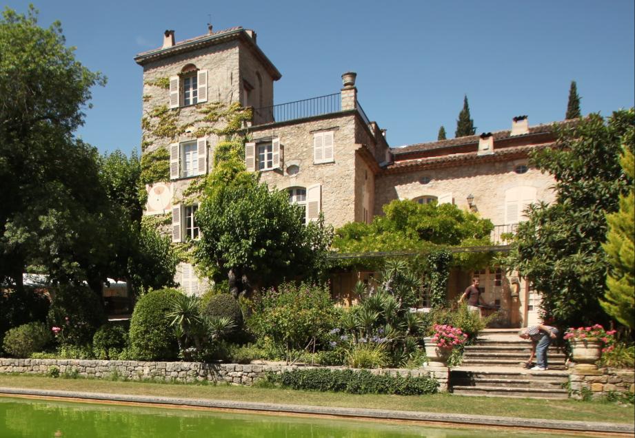 Le Château de la Colle Noire à Montauroux, maison du célèbre couturier Christian Dior.