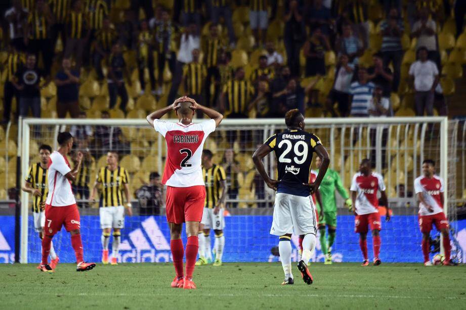 Vainqueurs à domicile le 27 juillet dernier, les joueurs turcs de Fenerbahçe ne pourront pas être encouragés par leurs supporters ce soir à Monaco.	
