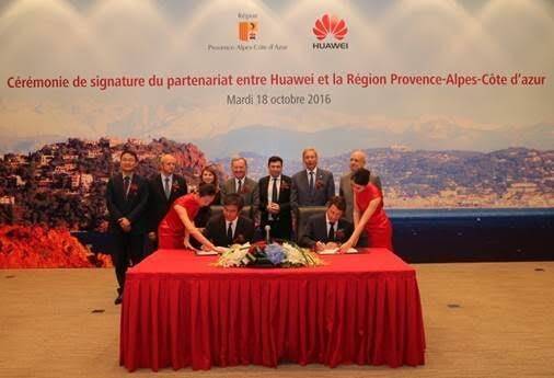 La signature du partenariat entre la région Paca et Huawei.