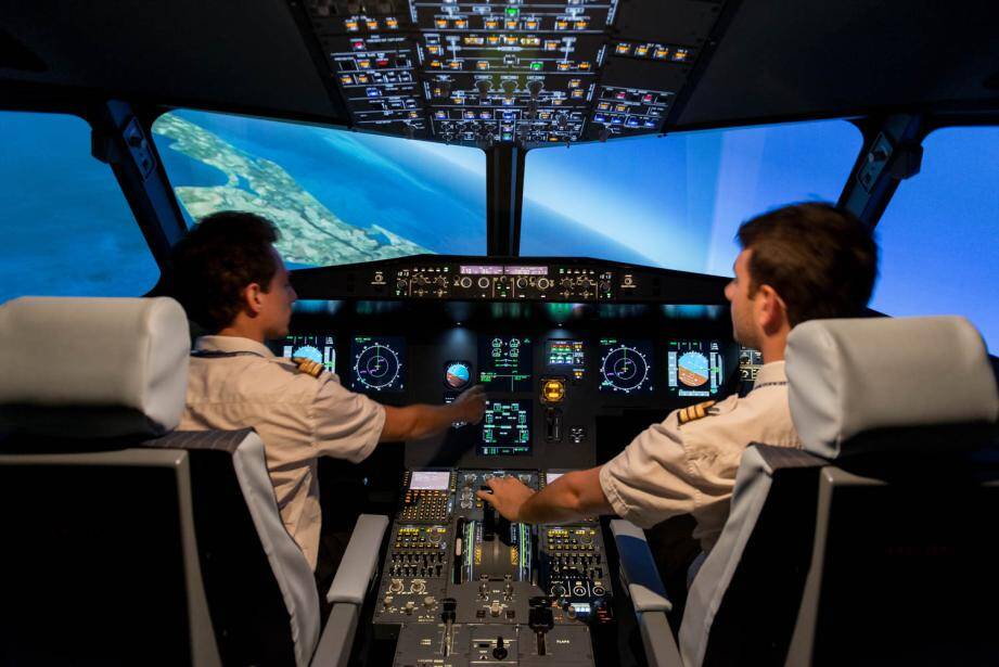 J’ai testé pour vous… un A320 sur simulateur de vol ! NiceMatin