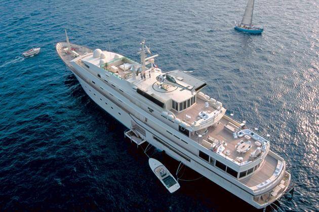 Le Trump Princess s’appelle actuellement le Kingdom 5-KR yacht.