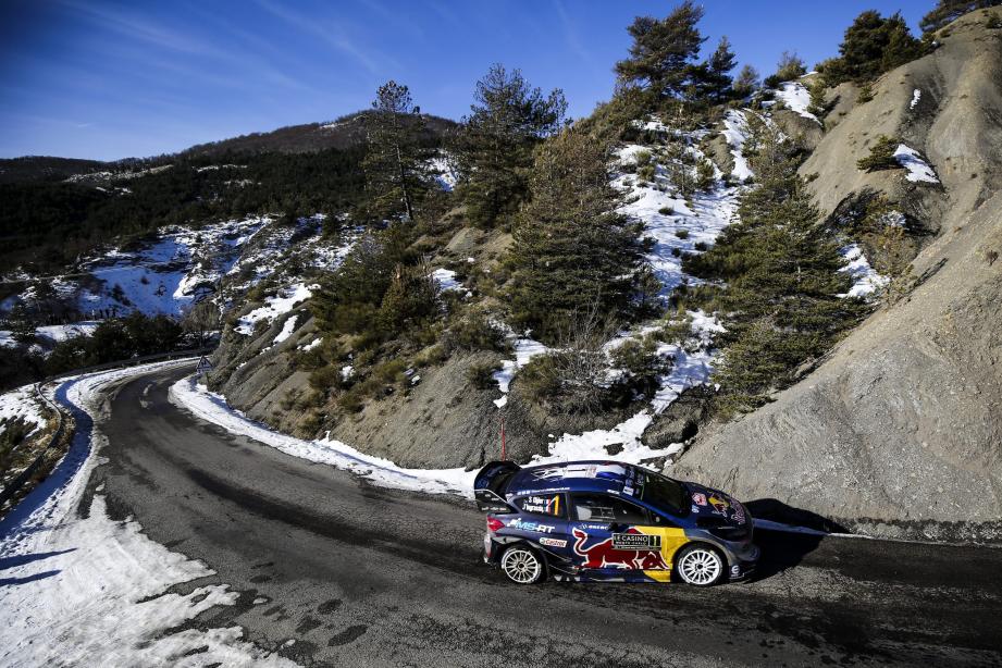 L'enfant du pays, Sébastien Ogier, tient la corde.