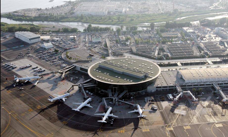 L'aéroport Nice Côte d'Azur.