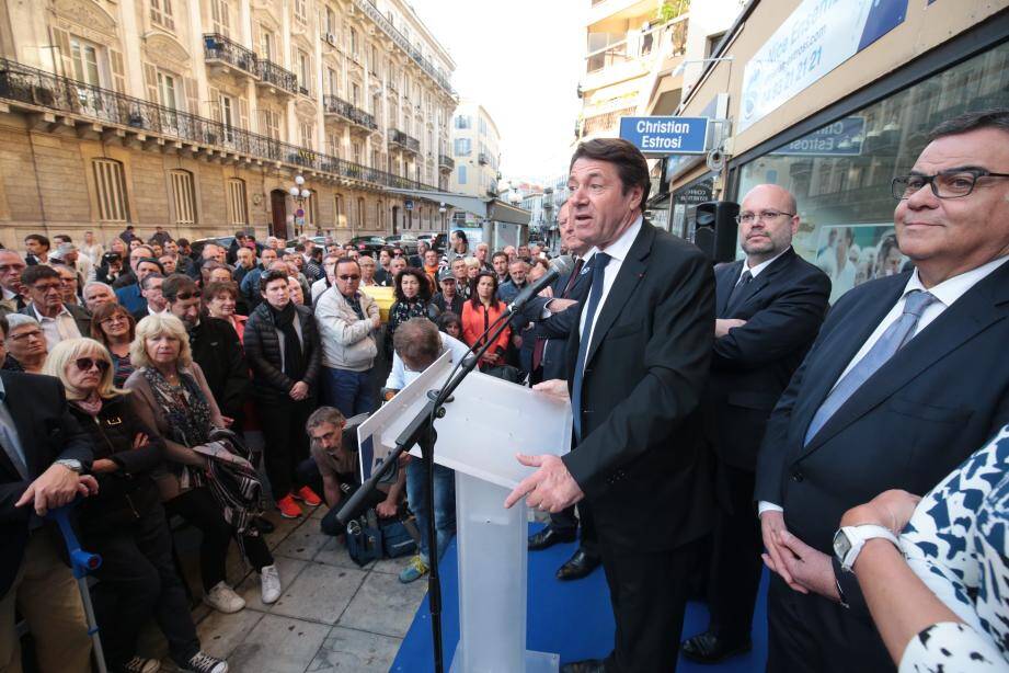 Christian Estrosi lors de sa réunion publique ce lundi.