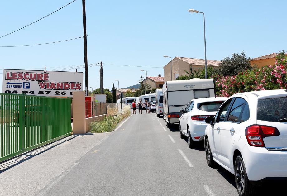 Plusieurs embouteillages se sont formés à Hyères cet après-midi.