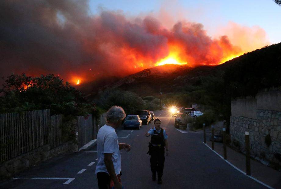 Six blessés, arrivée des Canadair... On fait le point sur les violents