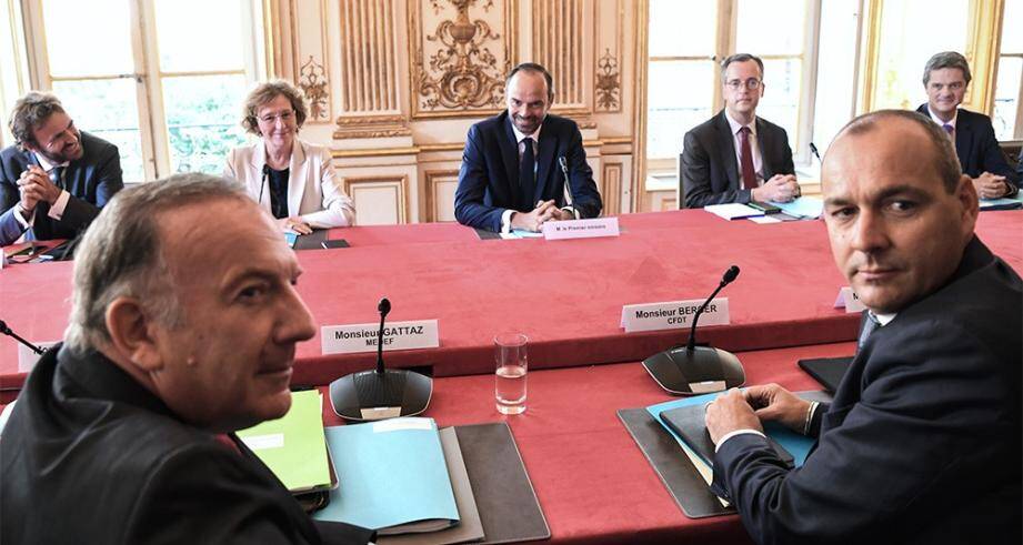 Lors de la réunion à Matignon entre le gouvernement et les partenaires sociaux.