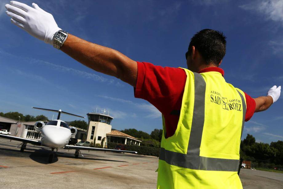 L'aéroport international du golfe de Saint-Tropez.