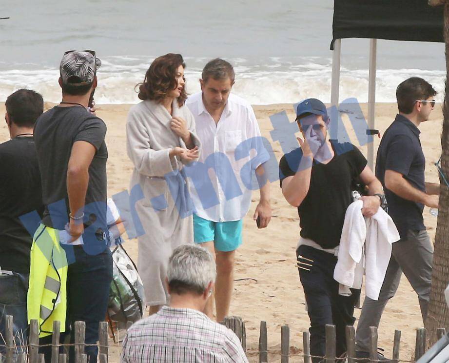 Tournage de Johnny English 3 avec les acteurs Rowan Atkinson et  Olga Kurylenko à Saint-Aygulf.