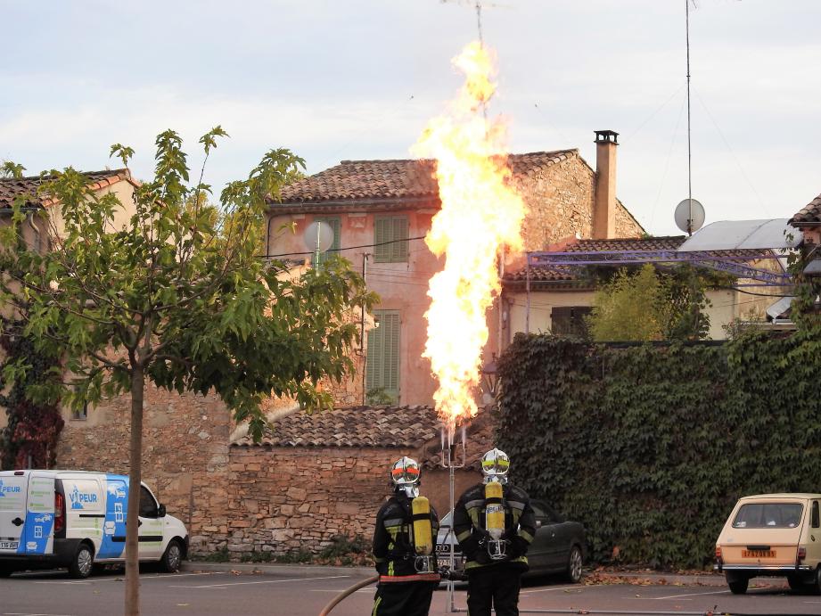 La flamme a duré une vingtaine de minutes.