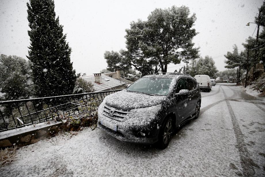 Illustration neige à Toulon.