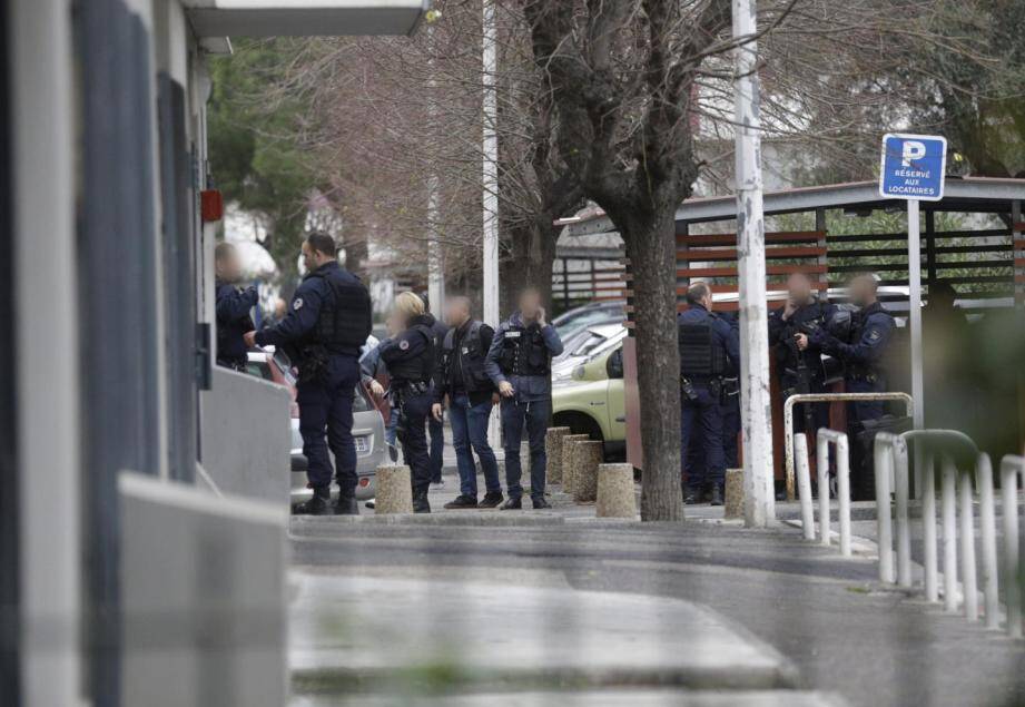 Le trafic de cannabis et de cocaïne sur ce quartier rapportait 10.000 euros par jour selon les enquêteurs.