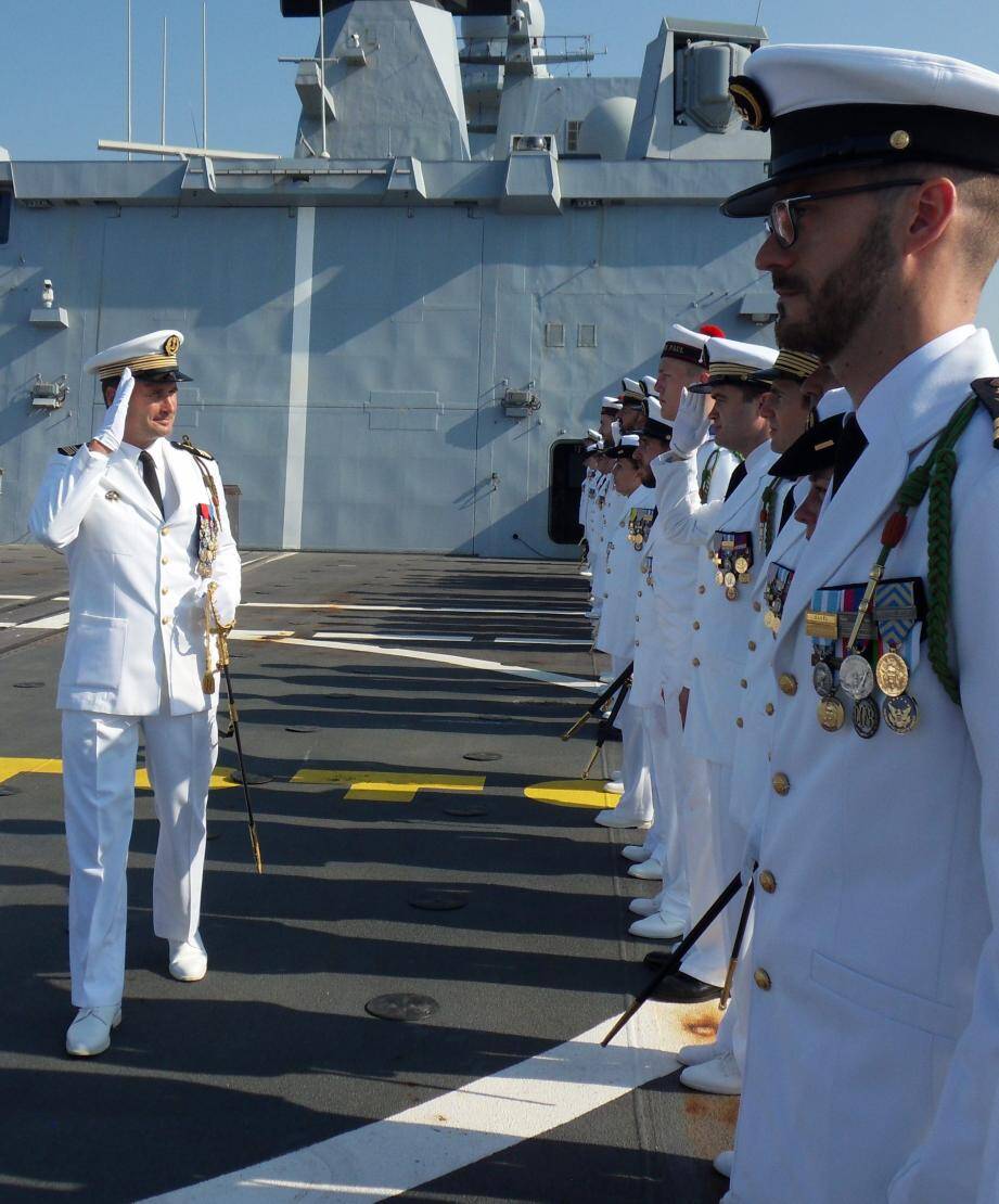 Un nouveau commandant sur le ChevalierPaul