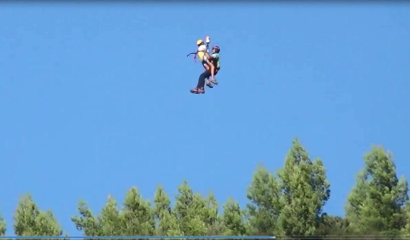 Une personne bloquée sur une falaise inaccessible a été hélitreuillée 