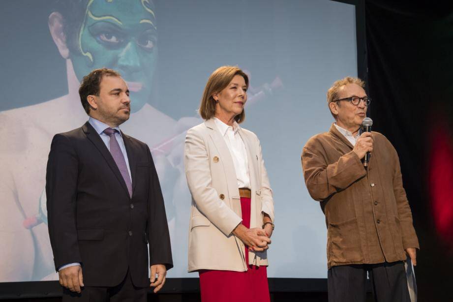 La princesse Caroline, fidèle de la première heure du Printemps des arts, a accompagné son directeur, Marc Monnet (à droite), sur scène avec Jérôme Froissart, président AMADE Mondiale Monaco.