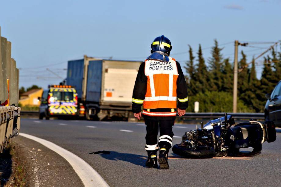 Le motard avait perdu le contrôle de son engin (900 cm3) dans une courbe.