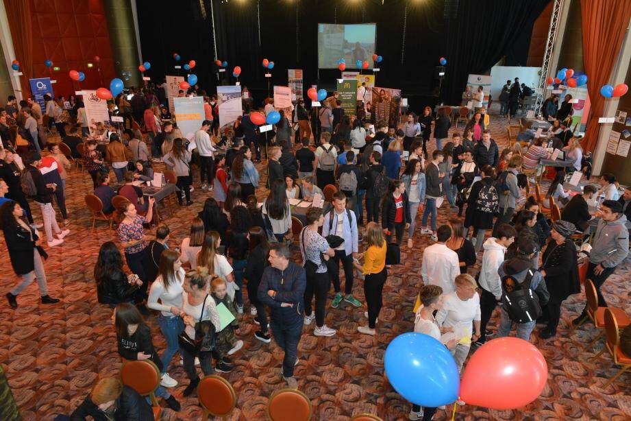 Plus de 800 jeunes sont venus à l’opération "jobs d’été" organisée à Terrazur.